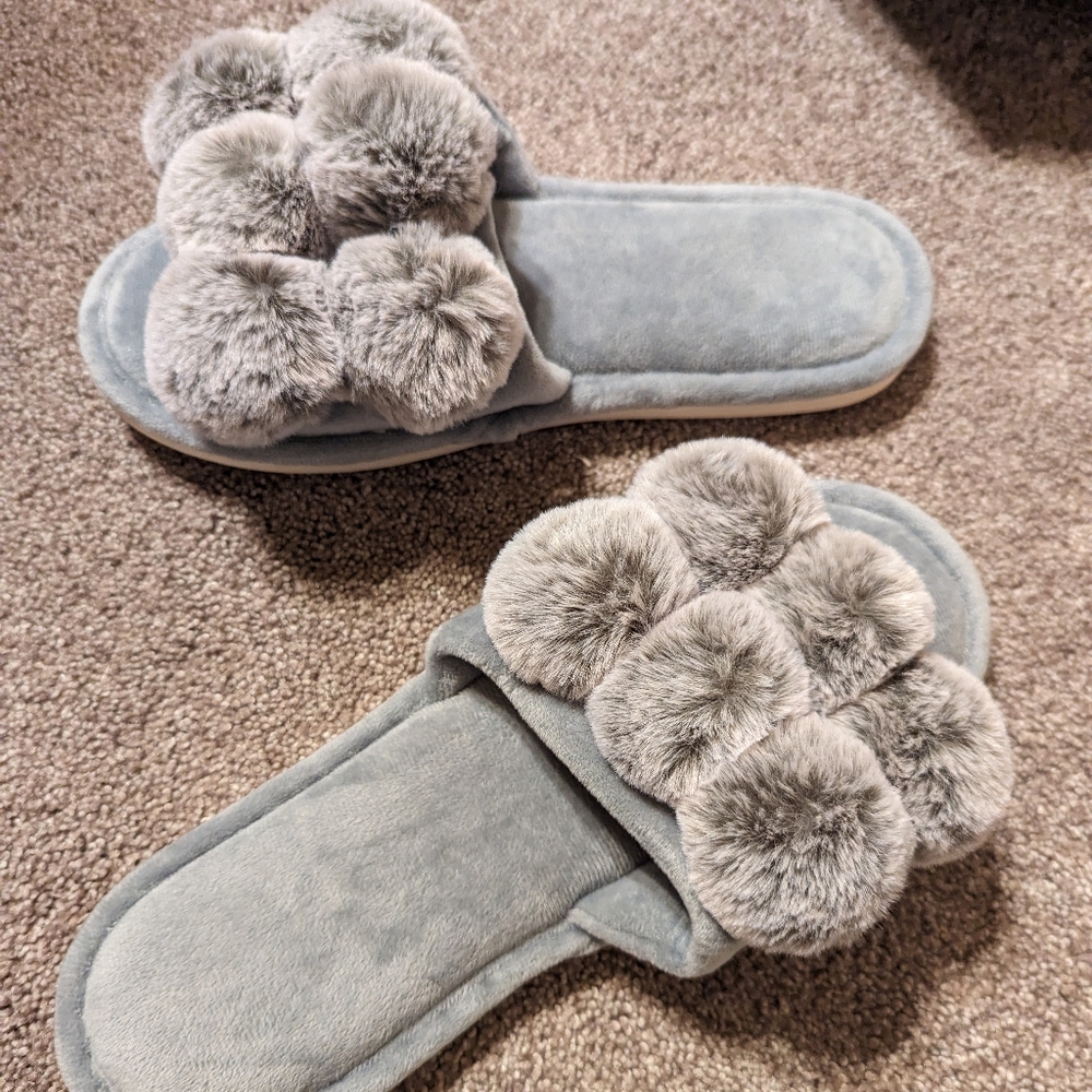 Velvet pom pom slipper sandal s